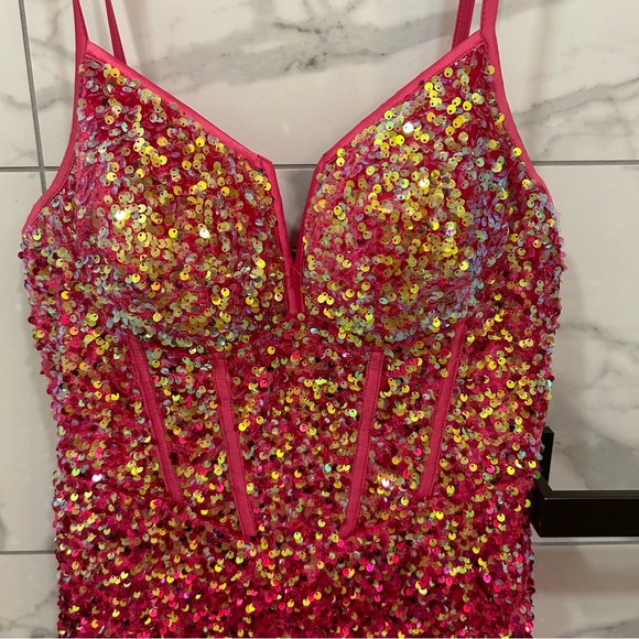 BANJUL PINK AND GOLD OMBRE SEQUIN DRESS Size Medium - Picture 4 of 9